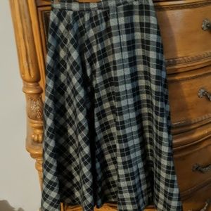 Plaid midi skirt